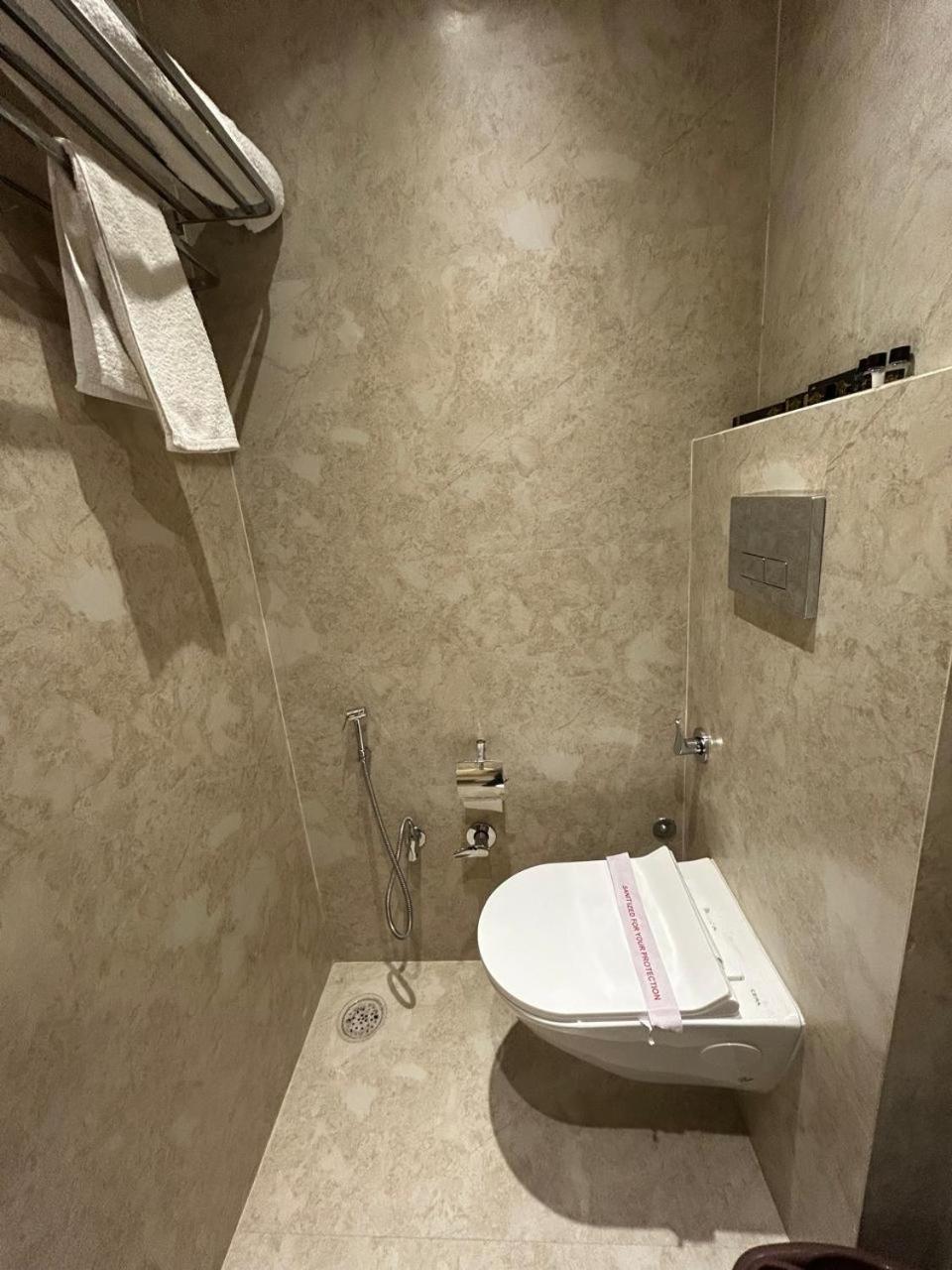 Karnāl Divine Hotel מראה חיצוני תמונה